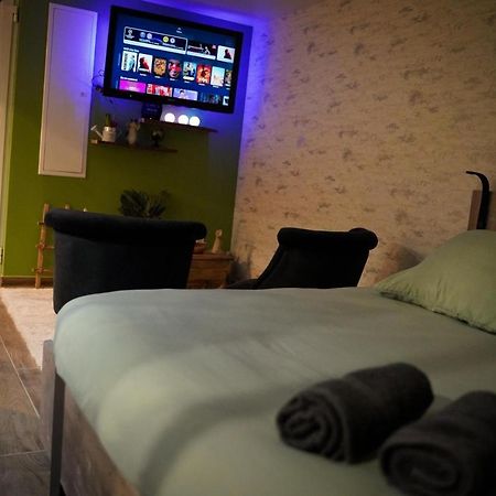 Nuit De La Sagesse "Jacuzzi Terrasse Et Parking Prive" Apartamento Ruão Exterior foto