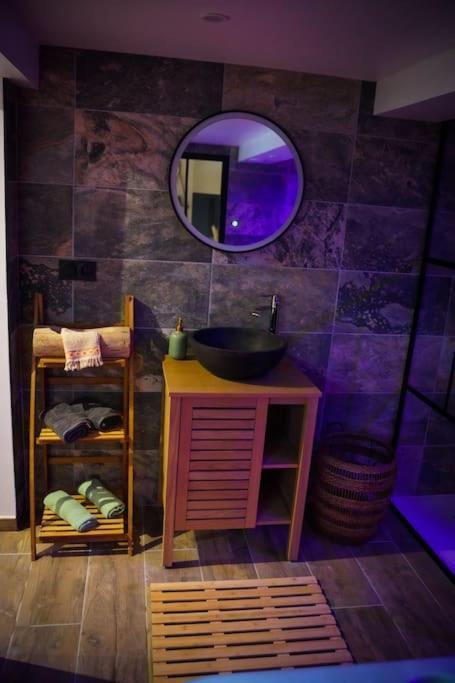 Nuit De La Sagesse "Jacuzzi Terrasse Et Parking Prive" Apartamento Ruão Exterior foto